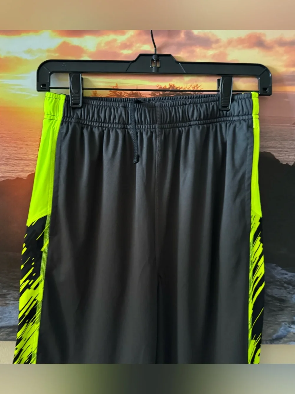Nike DriFit YOUTH: Boys Black& Neon Green Athletic Long Shorts/ XL